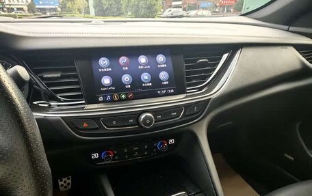 Buick Regal VI, 2022 год, 1 600 000 рублей, 14 фотография
