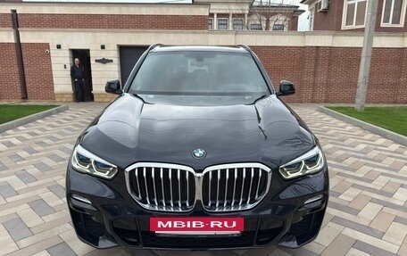 BMW X5, 2019 год, 6 900 000 рублей, 3 фотография