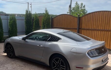 Ford Mustang VI рестайлинг, 2018 год, 2 690 000 рублей, 2 фотография