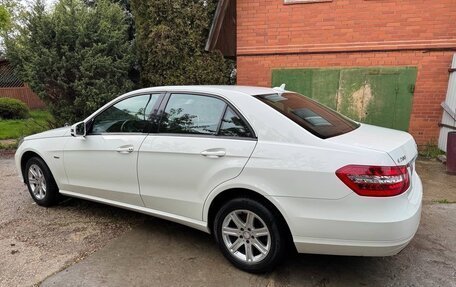 Mercedes-Benz E-Класс, 2011 год, 1 830 000 рублей, 4 фотография