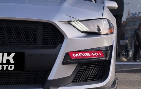 Ford Mustang VI рестайлинг, 2018 год, 2 690 000 рублей, 19 фотография