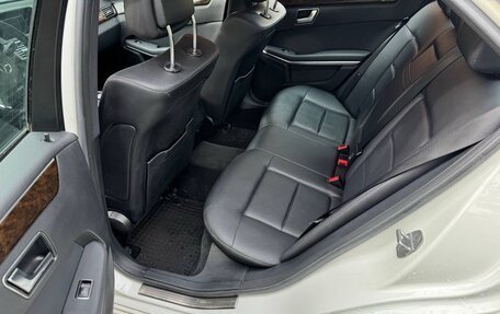 Mercedes-Benz E-Класс, 2011 год, 1 830 000 рублей, 8 фотография