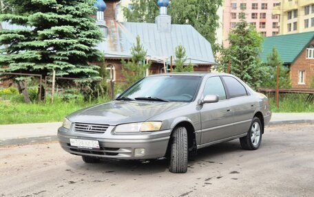Toyota Camry, 1998 год, 450 000 рублей, 7 фотография