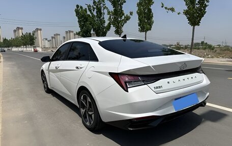 Hyundai Elantra, 2022 год, 1 570 000 рублей, 7 фотография