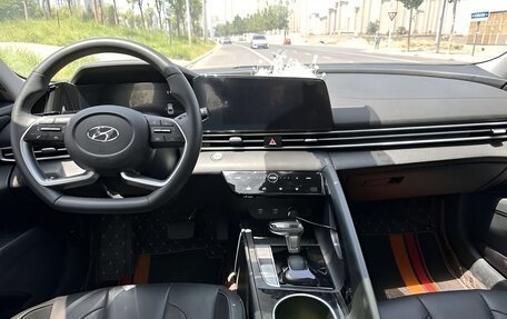 Hyundai Elantra, 2022 год, 1 570 000 рублей, 9 фотография