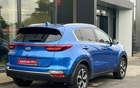 KIA Sportage IV рестайлинг, 2020 год, 2 270 000 рублей, 5 фотография