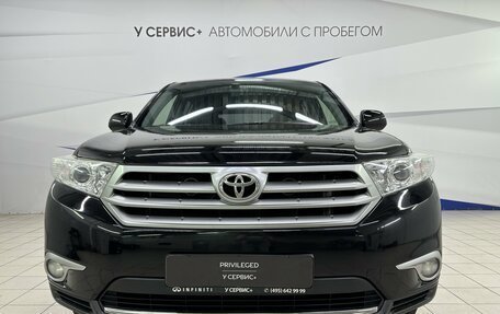 Toyota Highlander III, 2013 год, 1 730 000 рублей, 2 фотография