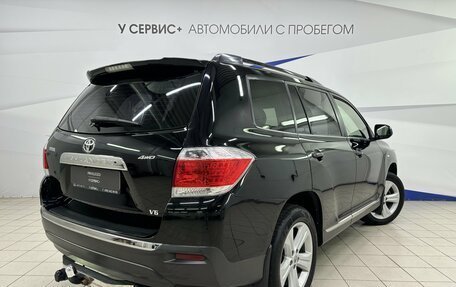 Toyota Highlander III, 2013 год, 1 730 000 рублей, 4 фотография