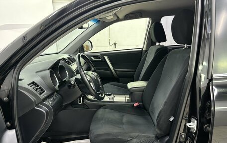 Toyota Highlander III, 2013 год, 1 730 000 рублей, 9 фотография