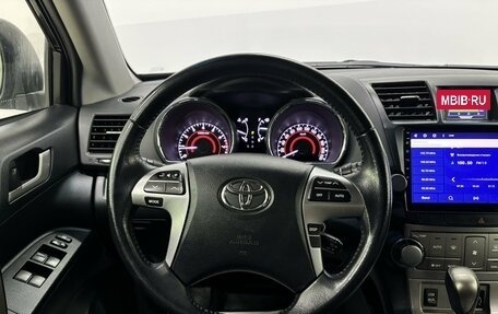 Toyota Highlander III, 2013 год, 1 730 000 рублей, 13 фотография