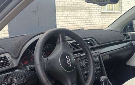 Audi A4, 2004 год, 595 000 рублей, 1 фотография