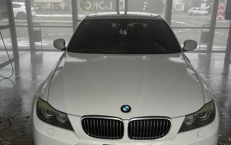 BMW 3 серия, 2010 год, 1 400 000 рублей, 2 фотография