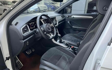 Volkswagen T-Roc I, 2022 год, 1 560 000 рублей, 7 фотография