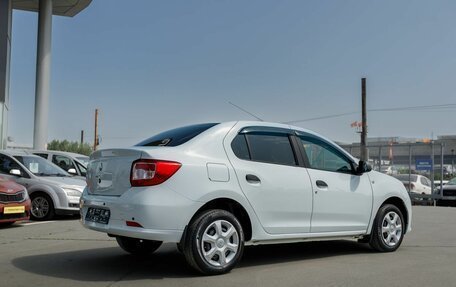 Renault Logan II, 2017 год, 790 000 рублей, 3 фотография