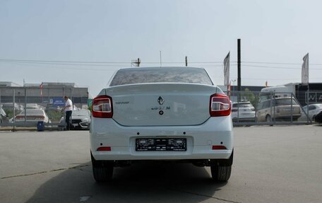 Renault Logan II, 2017 год, 790 000 рублей, 4 фотография