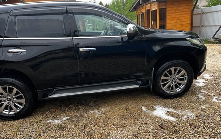 Mitsubishi Pajero Sport III рестайлинг, 2019 год, 3 300 000 рублей, 2 фотография