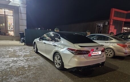 Toyota Camry, 2018 год, 2 500 000 рублей, 9 фотография