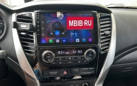 Mitsubishi Pajero Sport III рестайлинг, 2019 год, 3 300 000 рублей, 9 фотография