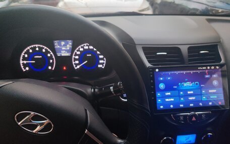 Hyundai Solaris II рестайлинг, 2013 год, 1 190 000 рублей, 5 фотография