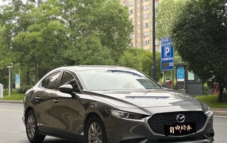 Mazda 3, 2021 год, 1 408 000 рублей, 2 фотография