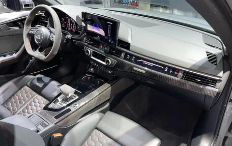 Audi RS 4, 2021 год, 6 668 000 рублей, 14 фотография