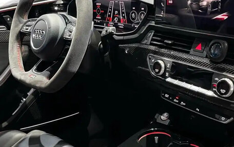 Audi RS 4, 2021 год, 6 668 000 рублей, 16 фотография