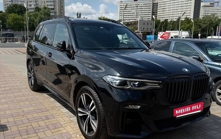 BMW X7, 2020 год, 6 850 000 рублей, 2 фотография