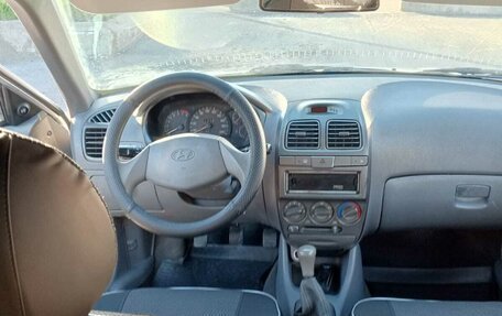 Hyundai Accent II, 2008 год, 600 000 рублей, 10 фотография