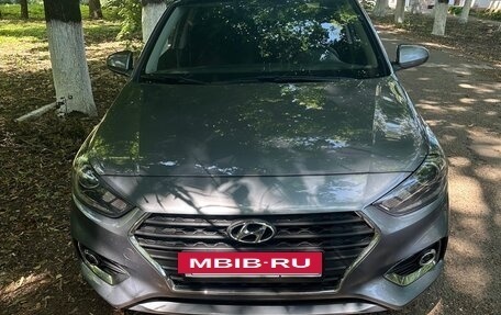 Hyundai Solaris II рестайлинг, 2019 год, 1 490 000 рублей, 3 фотография