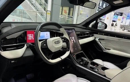 Geely Atlas, 2024 год, 2 050 000 рублей, 12 фотография