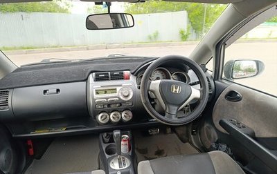 Honda Fit III, 2006 год, 415 000 рублей, 1 фотография