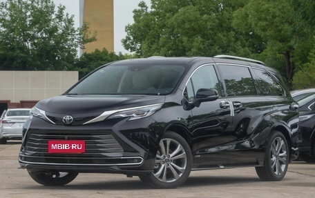 Toyota Sienna, 2025 год, 7 490 000 рублей, 3 фотография