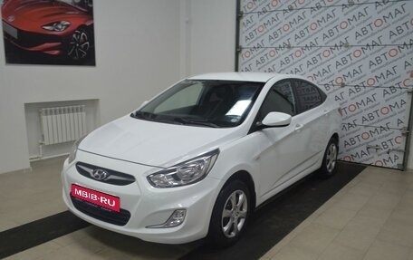 Hyundai Solaris II рестайлинг, 2012 год, 799 000 рублей, 1 фотография