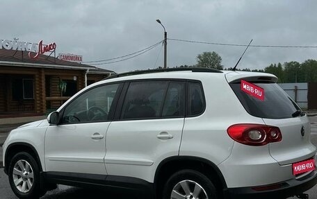 Volkswagen Tiguan I, 2011 год, 1 100 000 рублей, 1 фотография
