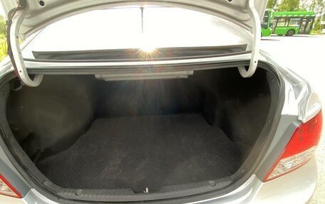 Hyundai Solaris II рестайлинг, 2011 год, 770 000 рублей, 6 фотография