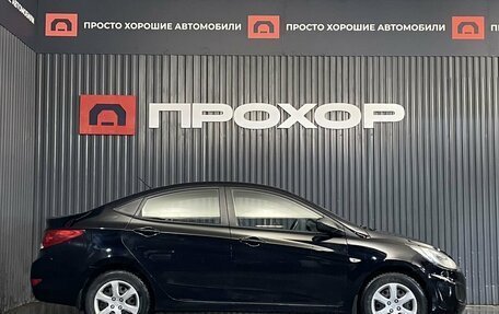 Hyundai Solaris II рестайлинг, 2011 год, 667 000 рублей, 25 фотография