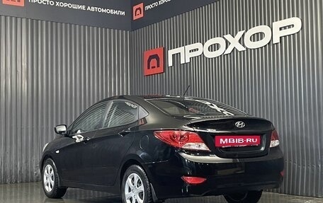 Hyundai Solaris II рестайлинг, 2011 год, 667 000 рублей, 30 фотография