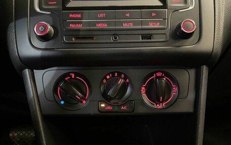 Volkswagen Polo VI (EU Market), 2018 год, 957 000 рублей, 11 фотография