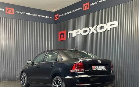 Volkswagen Polo VI (EU Market), 2018 год, 957 000 рублей, 32 фотография