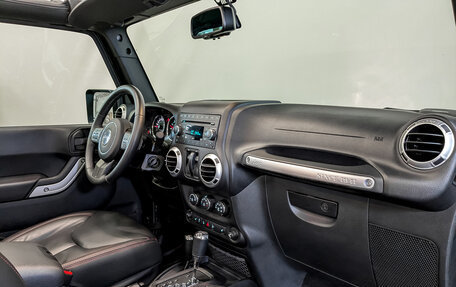Jeep Wrangler, 2016 год, 3 650 000 рублей, 11 фотография