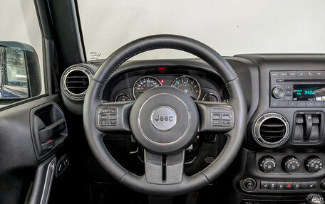 Jeep Wrangler, 2016 год, 3 650 000 рублей, 21 фотография