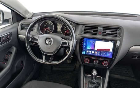 Volkswagen Jetta VI, 2016 год, 1 290 000 рублей, 27 фотография