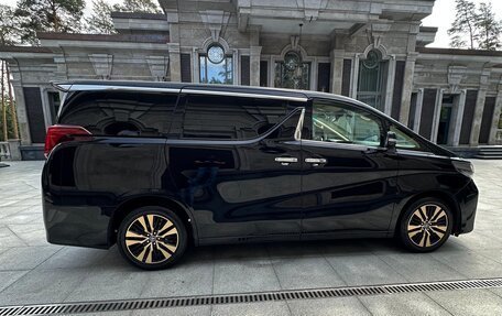 Toyota Alphard III, 2019 год, 5 015 000 рублей, 7 фотография