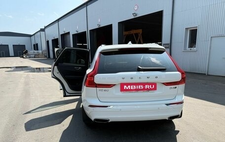 Volvo XC60 II, 2018 год, 3 200 000 рублей, 5 фотография