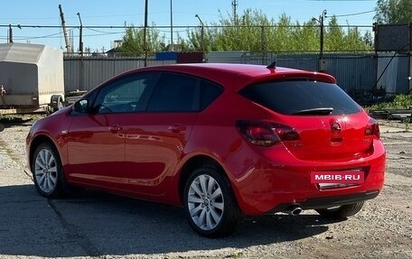 Opel Astra J, 2010 год, 800 000 рублей, 3 фотография