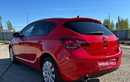 Opel Astra J, 2010 год, 800 000 рублей, 5 фотография