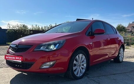 Opel Astra J, 2010 год, 800 000 рублей, 6 фотография