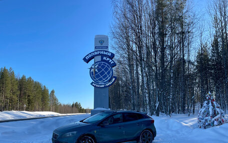 Volvo V40 Cross Country I, 2013 год, 1 690 000 рублей, 13 фотография