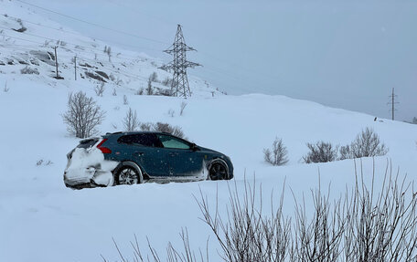 Volvo V40 Cross Country I, 2013 год, 1 690 000 рублей, 14 фотография