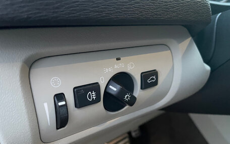 Volvo V40 Cross Country I, 2013 год, 1 690 000 рублей, 23 фотография